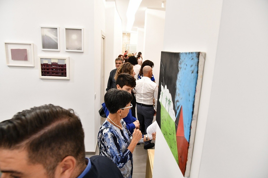 Inaugurata a Pozzallo la Galleria Sacca, fra arte, design, aziende e territorio.