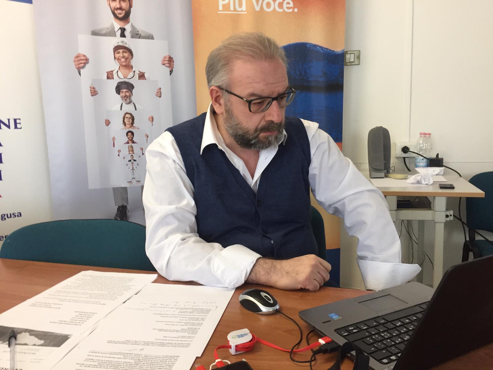 Arrivano le prime certezze, Manenti: “Sospendo sciopero della fame”