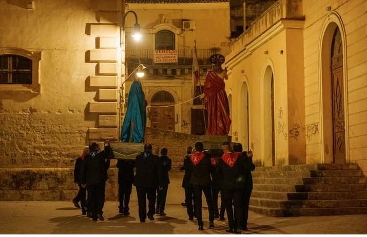 A Modica, all’alba del giorno di Pasqua, il singolare progetto “U’ncuontru”