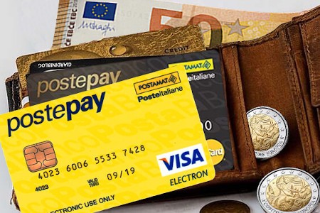 Truffa con Postepay al bancomat, invece di ricevere 350 euro ne sborsa 850