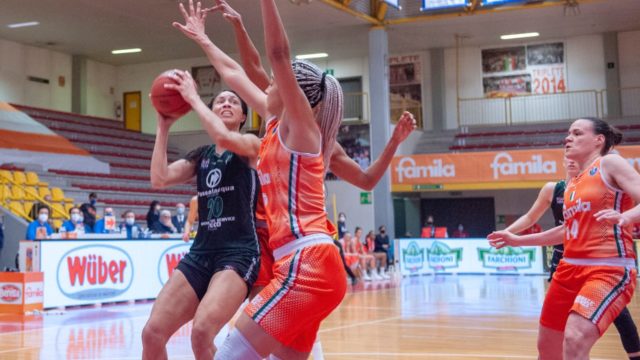 La Passalacqua Ragusa gioca bene, ma vince ancora Schio che vola in finale