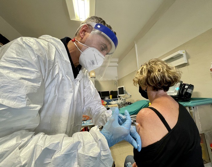 Covid, i dati della Sicilia spingono verso zona gialla