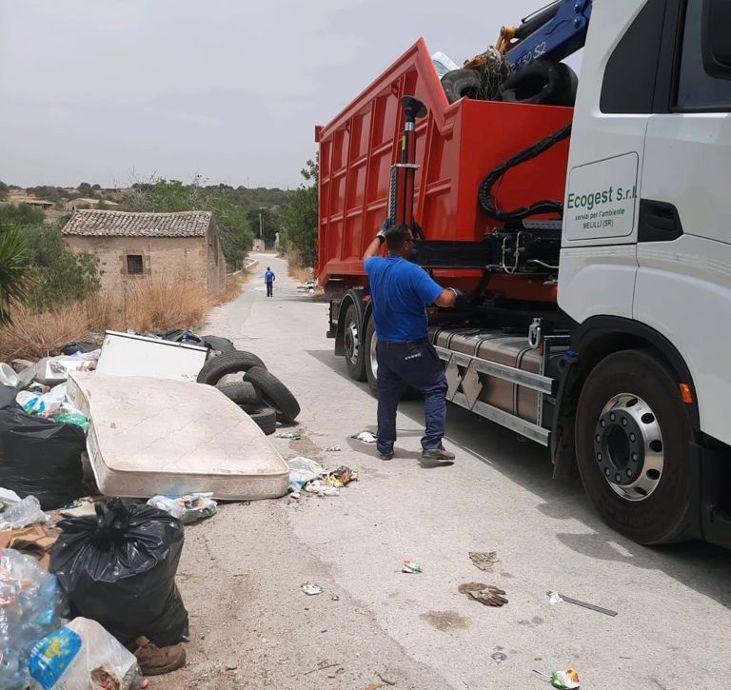Bonifica del territorio, oltre 4 tonnellate di rifiuti raccolti a Scicli