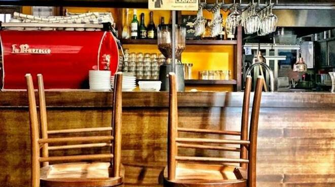 Bar frequentato da spacciatori e pregiudicati a Comiso, il Questore ordina la chiusura per 15 giorni