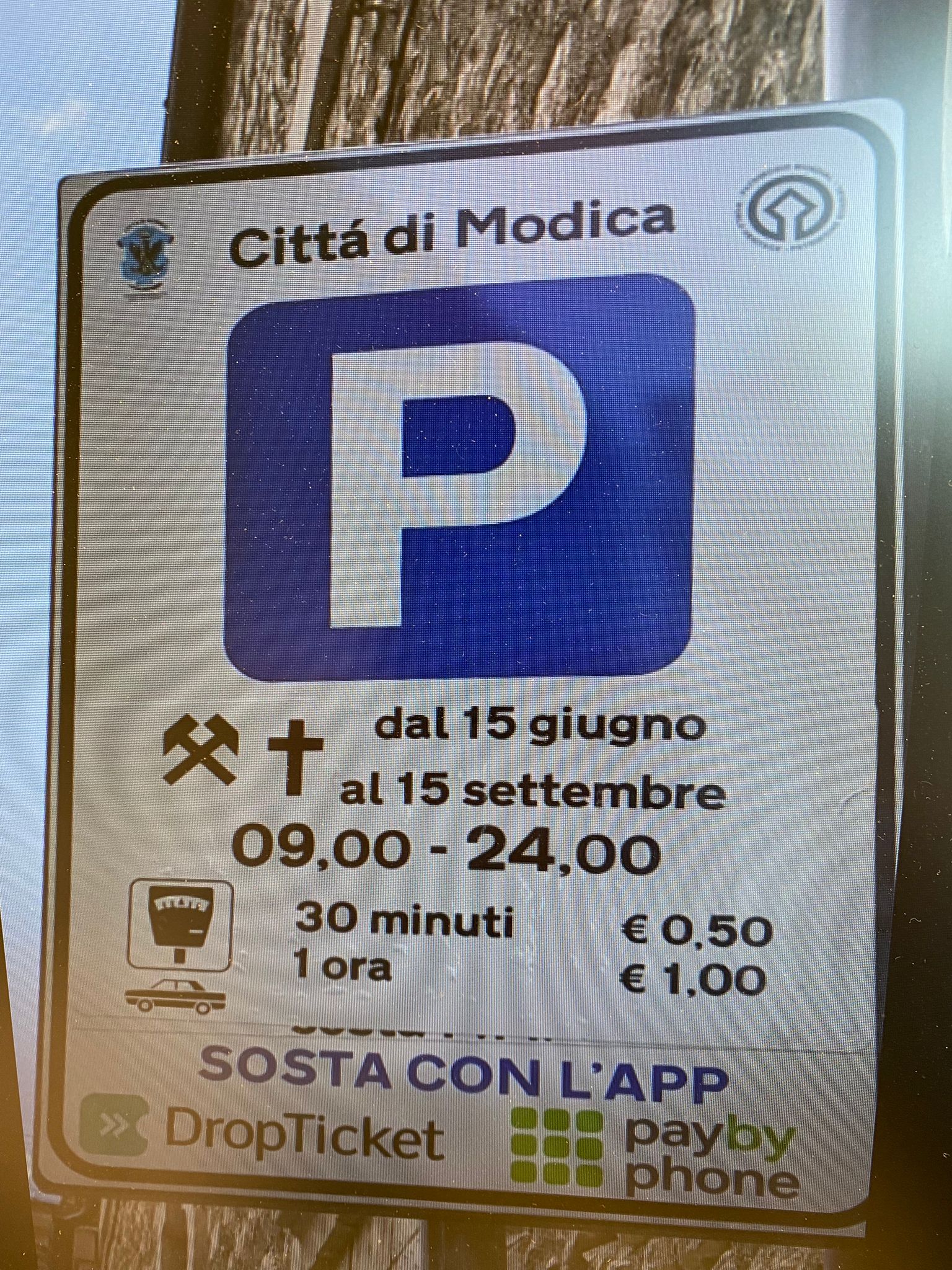 Parcheggi a Modica con nuove tariffe, è stato un errore umano, che sbadati questi giornalisti
