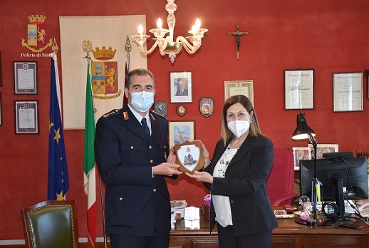 Il comandante della “Municipale” di Ragusa, in visita dal Questore