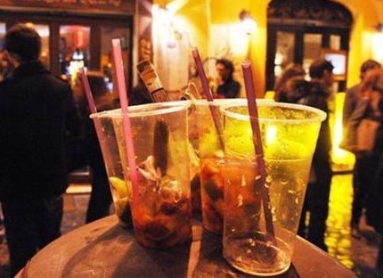 Modica: rissa in via Marchesa Tedeschi, danneggiato un locale e ferito il titolare