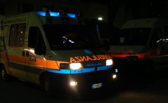 Incidente stradale al “Polo Commerciale”, coinvolte tre autovetture, un ferito e traffico in tilt