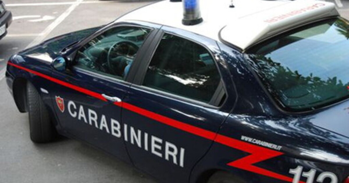 Scontava pena ai domiciliari, ma tenta di fuggire in treno, arrestato dai Carabinieri