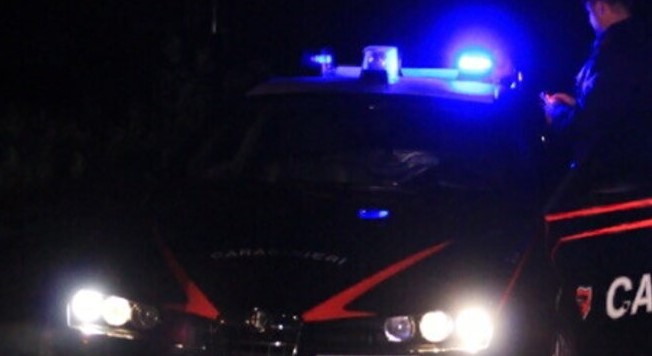 Vittoria: furto con “spaccata” in gioielleria di via Cavour, come ariete un bobcat