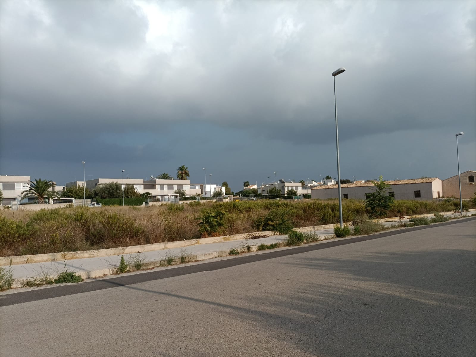 Il degrado della periferia di Ragusa visto da Pericentro e PD