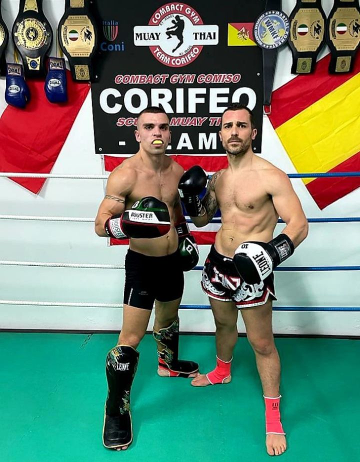 Invernino del Team Corifeo all’Emp Fight night a rappresentare l’Italia