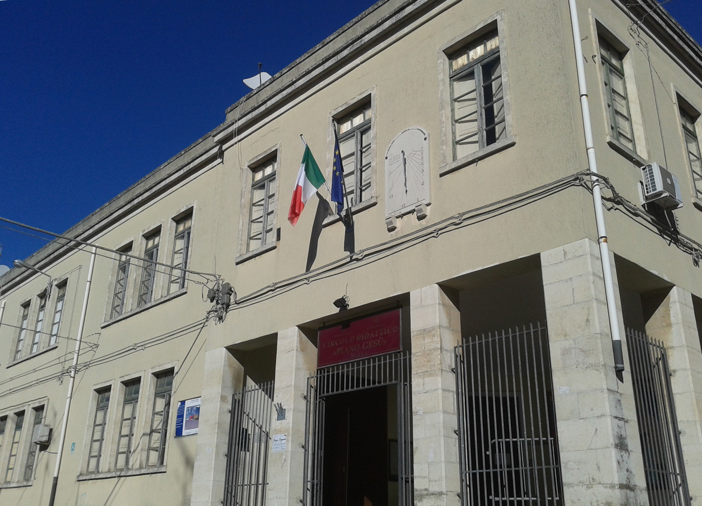 Modica, nei plessi scolastici di Modica Alta, i contagiati sono di più, servono due settimane di chiusura
