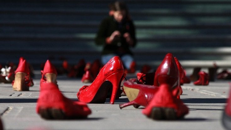Le donne non hanno bisogno di attributi fisici, ma libere di essere donne senza avere paura