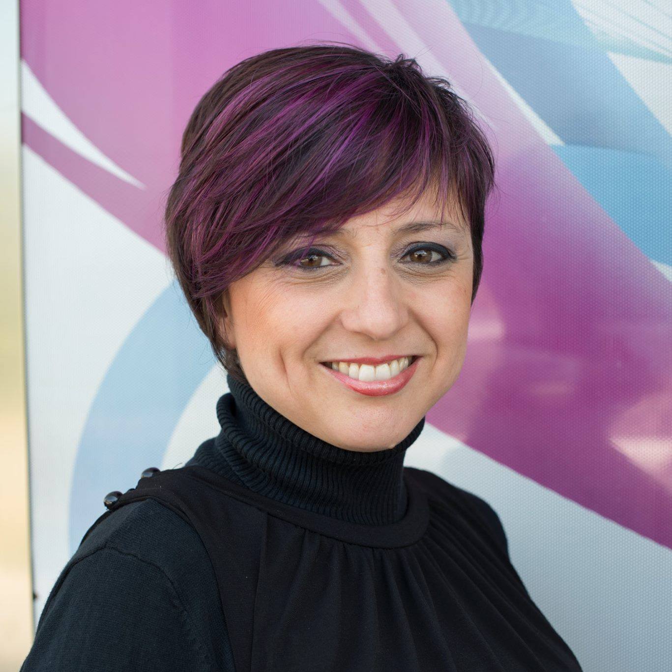 Pozzallo: Compie 25 anni di attività Antonella Galazzo, l’hair stylist dei divi di Sanremo