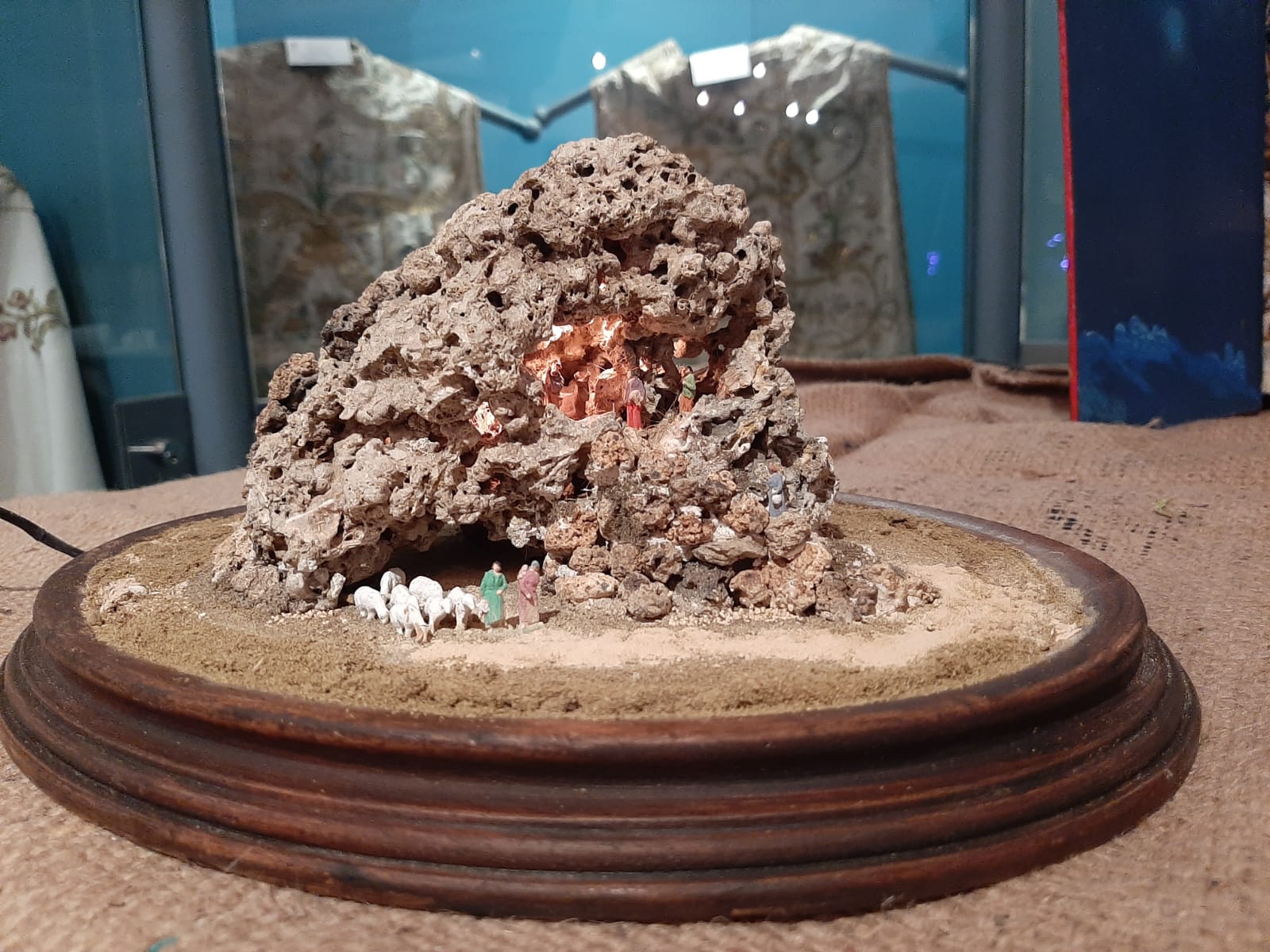 Chiaramonte : inaugurata la 7a mostra del concorso “il presepe in miniatura nella città dei musei”