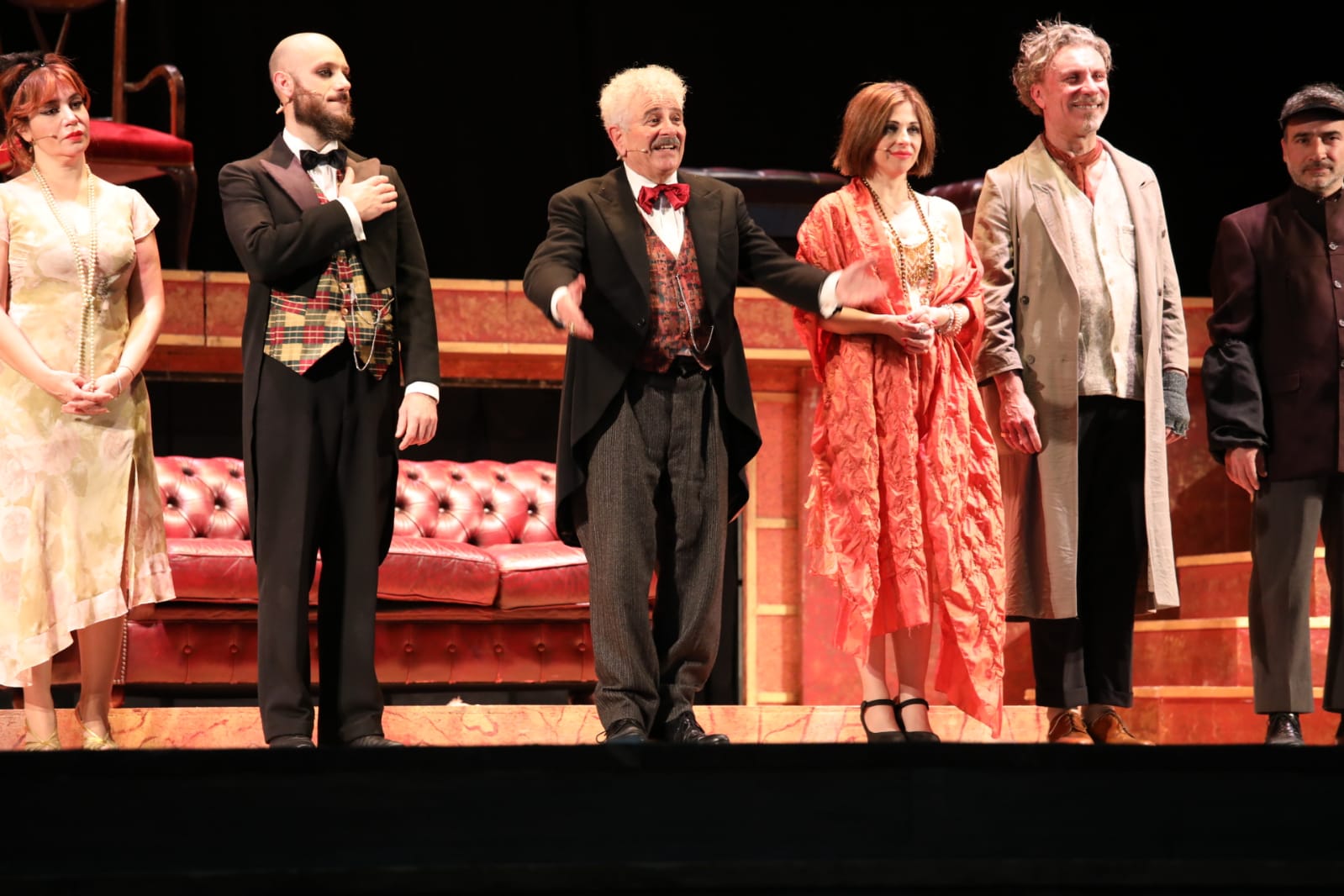 Ragusa: grande successo sabato sera al teatro Duemila per l’ispettore Gogol