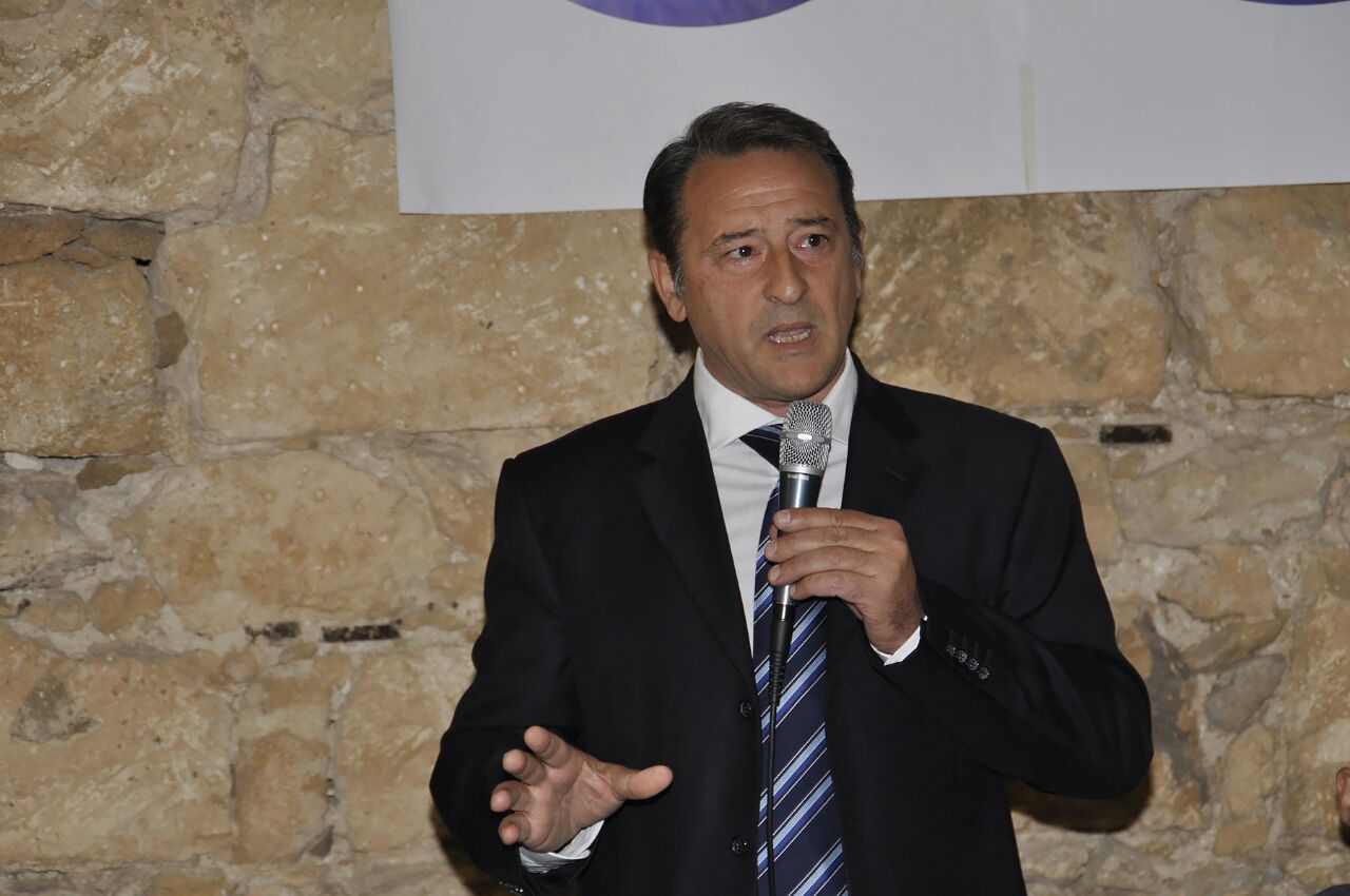 Filippo Frasca candidato sindaco di S. Croce Camerina, lo annuncia Rivoluzione Civica