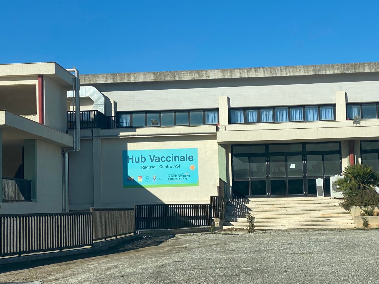 Vaccini anti-Covid a Ragusa spostati da domani al nuovo Hub nel centro Asi