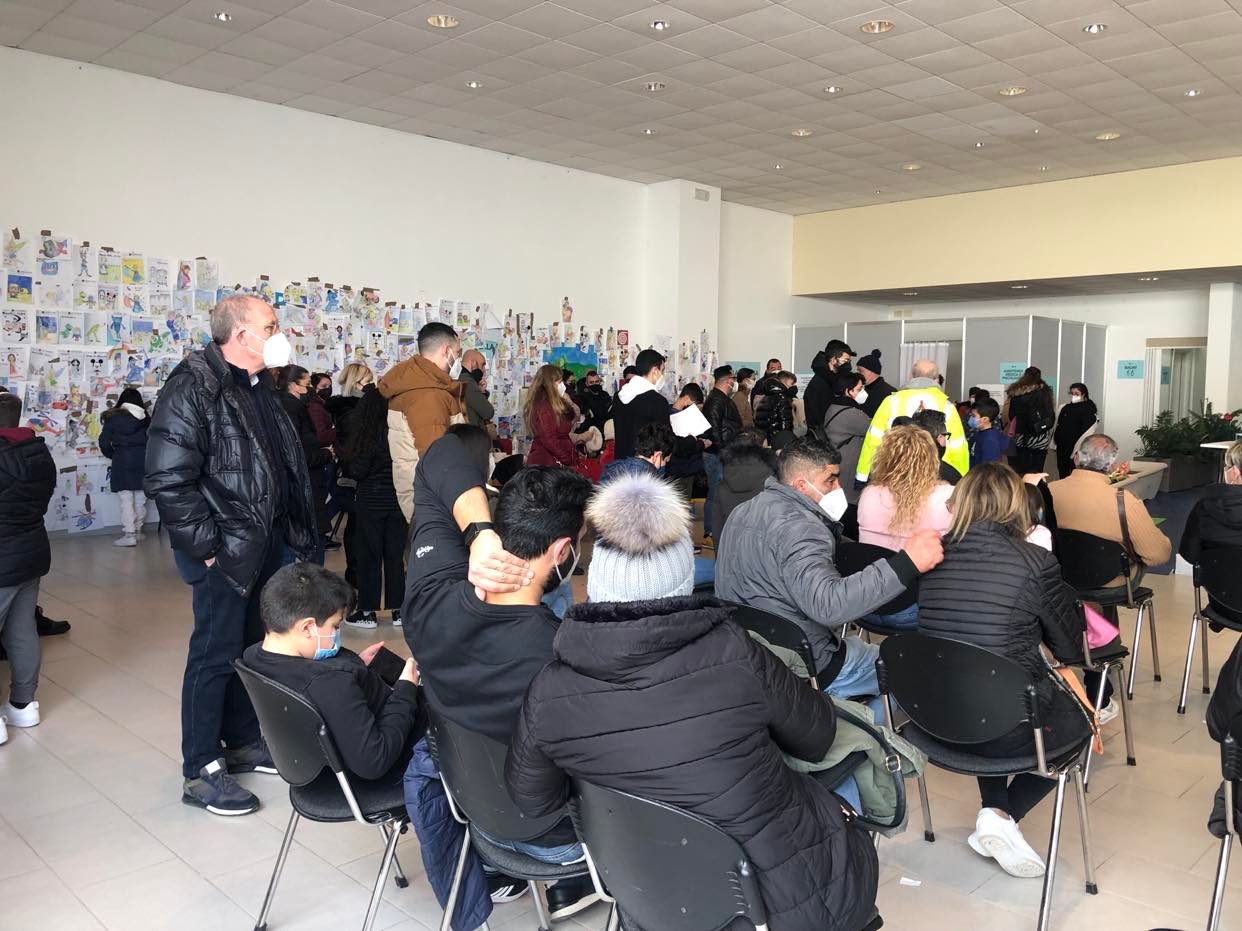 Una lunga giornata all’Hub vaccinale di Modica…