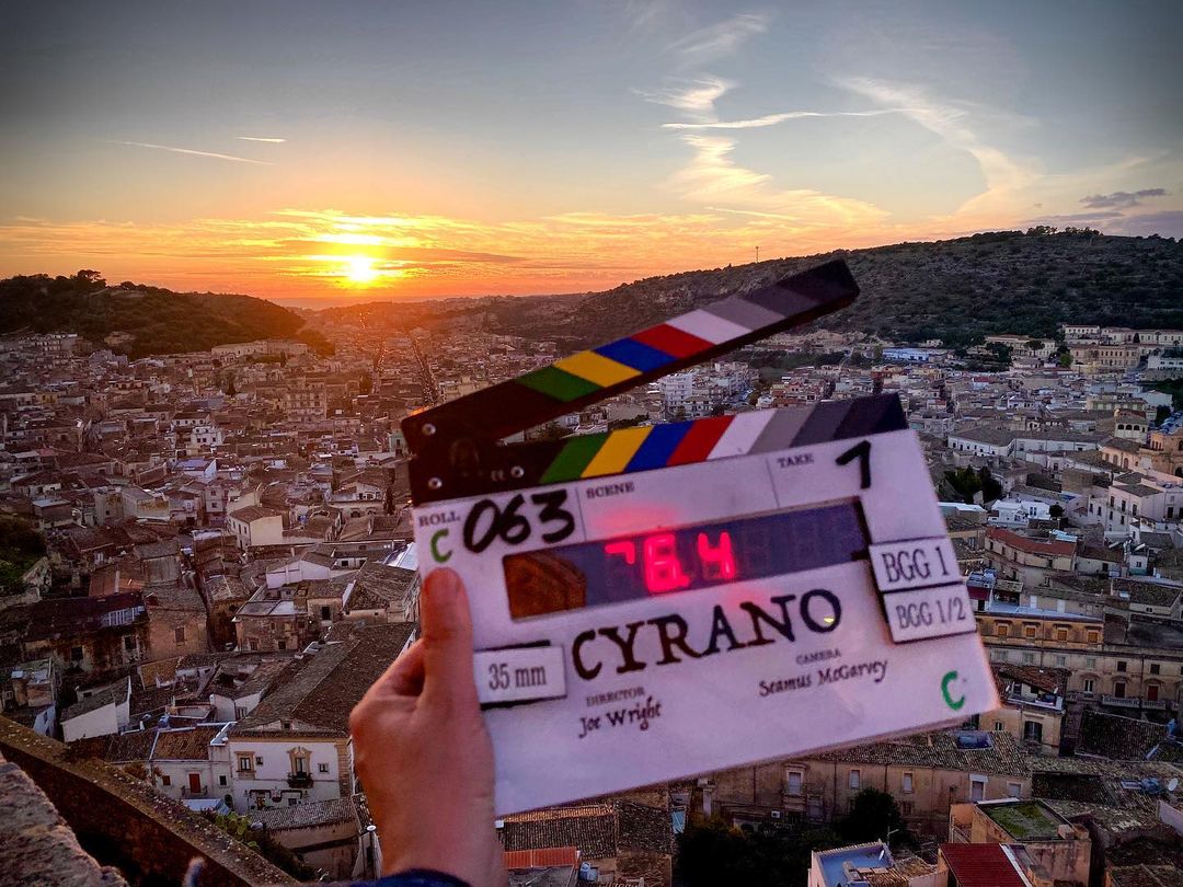 Scicli alla notte degli Oscar. In corsa per i migliori costumi nel film “Cyrano” di Joe Wright