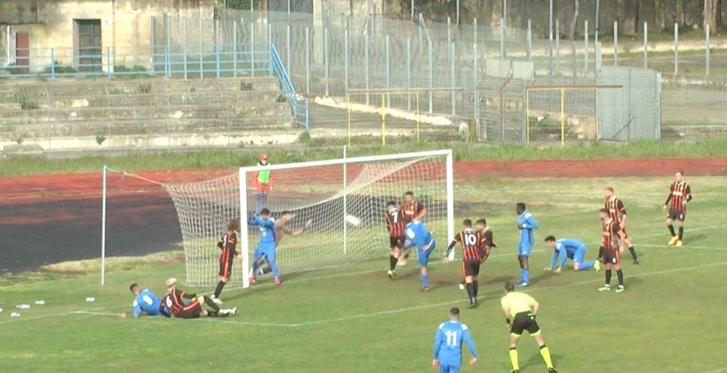 Il Ragusa si gode il successo sulla Jonica, ma domani c’è il Carlentini, Raciti: “Restiamo concentrati”