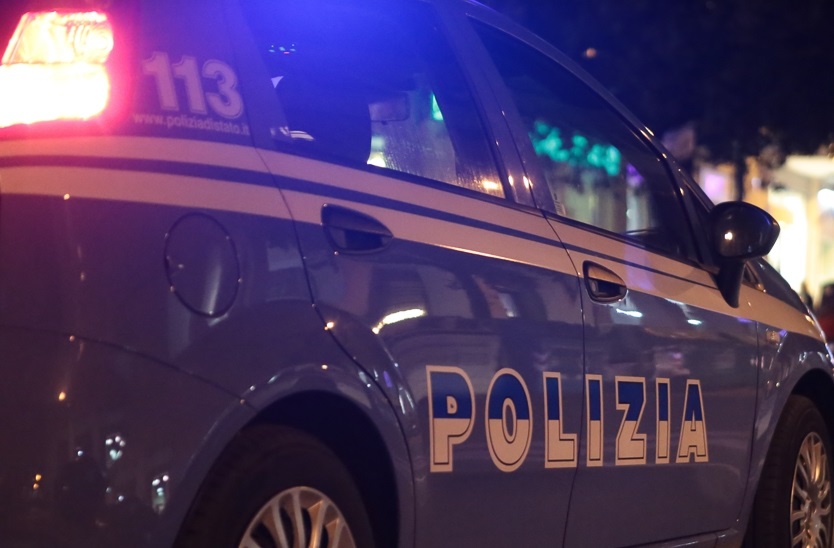Tentata rapina a Pedalino: donna ferita da arma da fuoco, indagini in corso