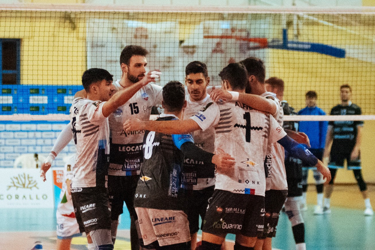 L’Avimecc rimaneggiata e con la testa al derby cede in tre set a Sabaudia nel recupero del “PalaRizza”