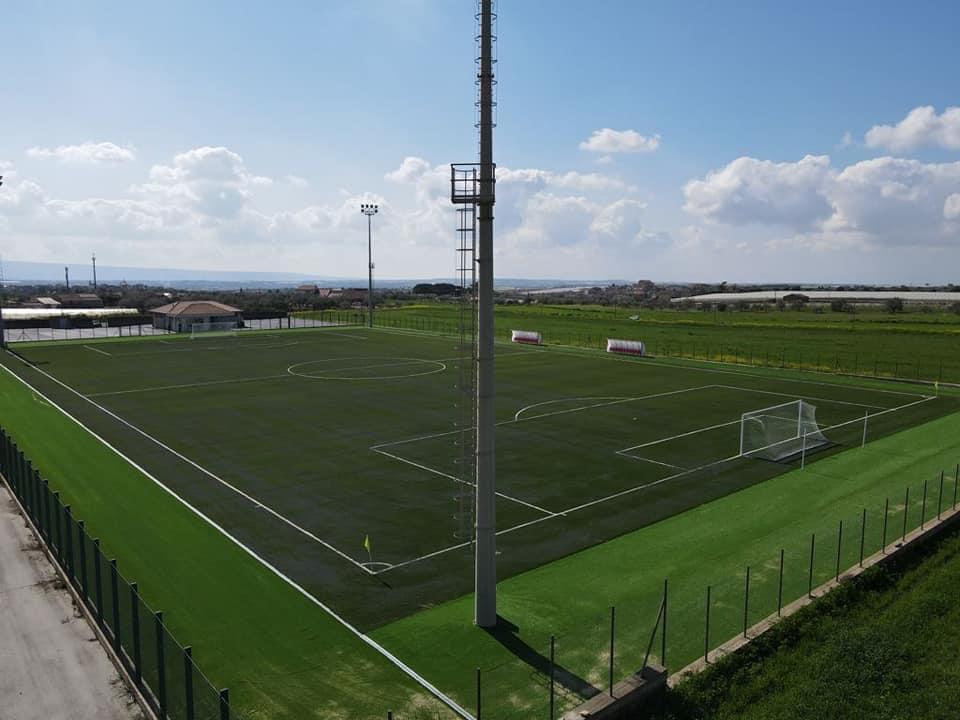 Lo stadio di Mazzarrone è privo di licenza per i pubblici spettacoli, Mazzarrone – Modica sarà senza tifosi