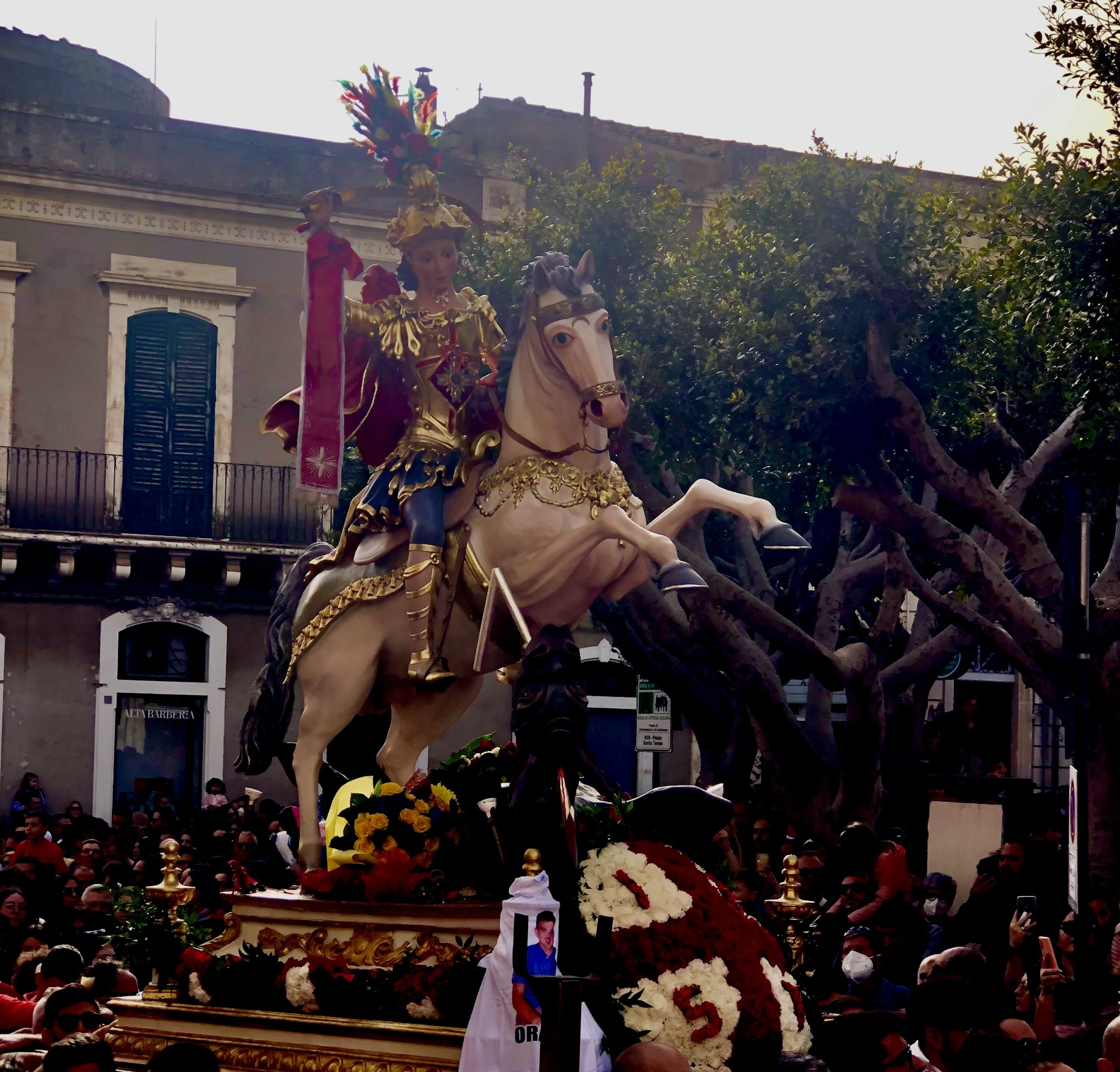Modica: una città in festa per San Giorgio (Galleria foto)