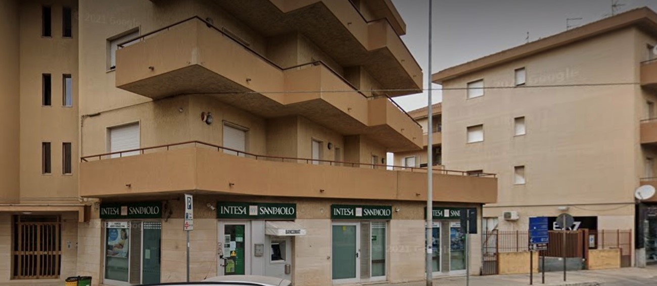 Rapina Banca Intesa a Comiso: bottino di 150 mila euro, sarebbero stati in tre ad agire