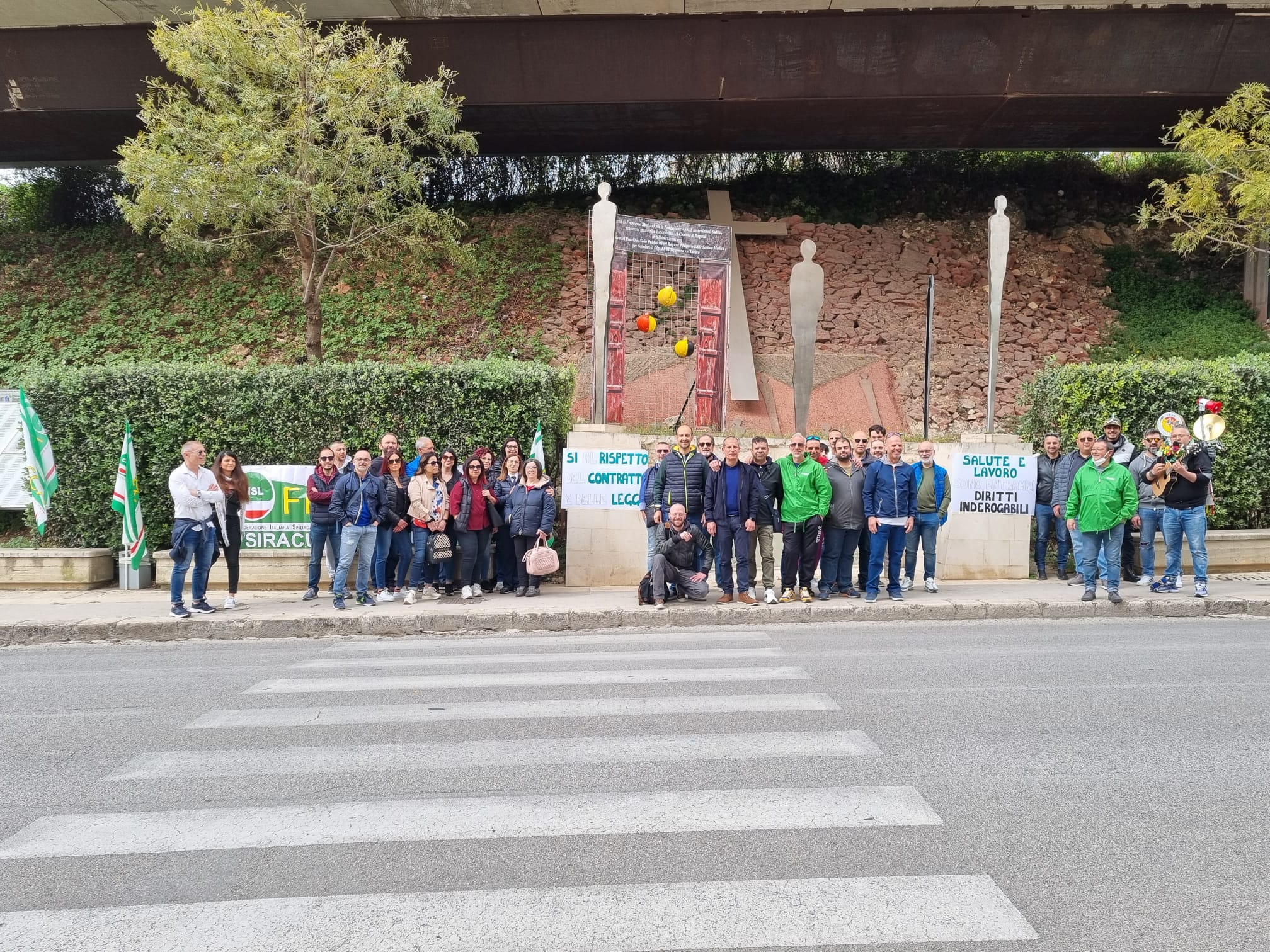 Ragusa: Protesta Fisascat del Primo maggio, grande partecipazione contro il lavoro festivo