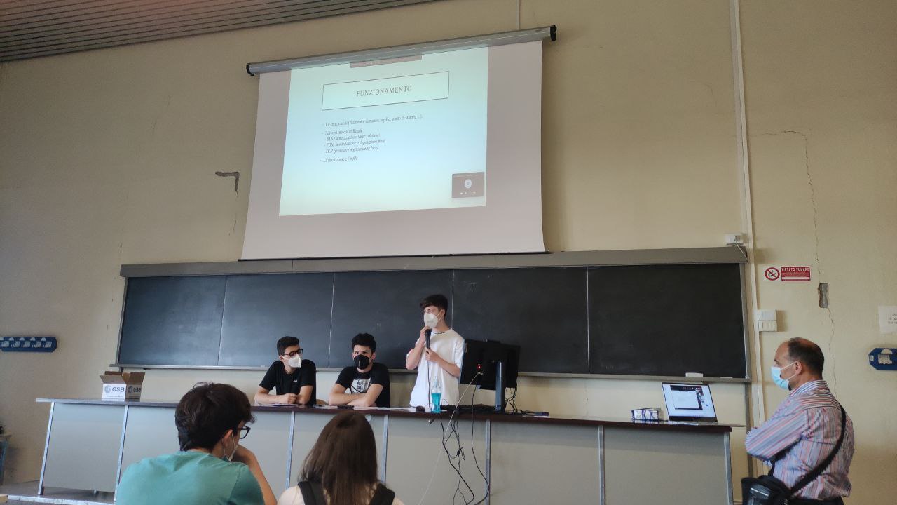 Il Liceo Scientifico di Modica all’Intermat dell’Universita’ di Catania