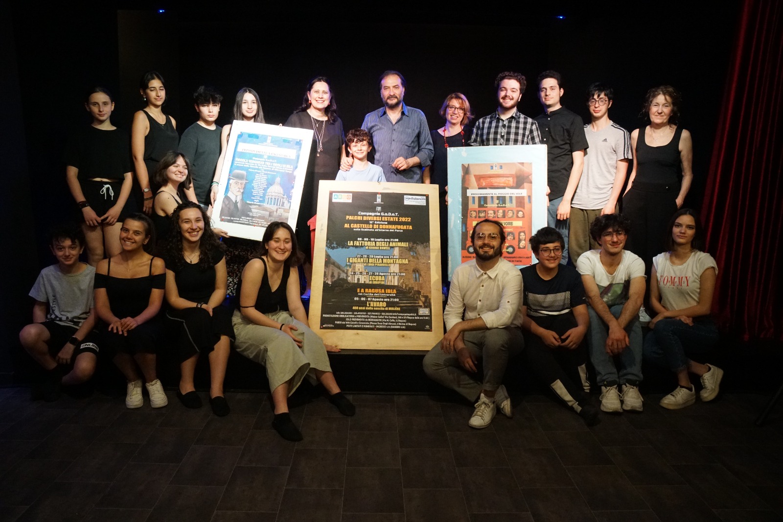 Ragusa, presentata la rassegna “Palchi diversi estate”. Un viaggio teatrale tra Donnafugata e Ibla