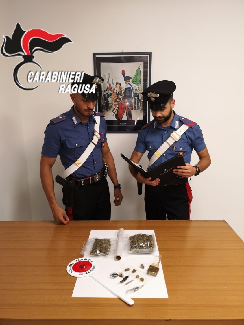 Scoglitti: scoperti con la droga in casa, in manette due braccianti agricoli