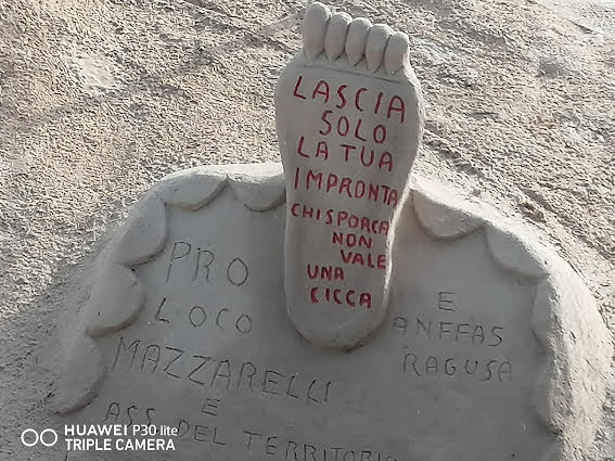 Anffasonlus Ragusa e Pro Loco Mazzarelli insieme per il rispetto dell’ambiente: no mozziconi sulla sabbia