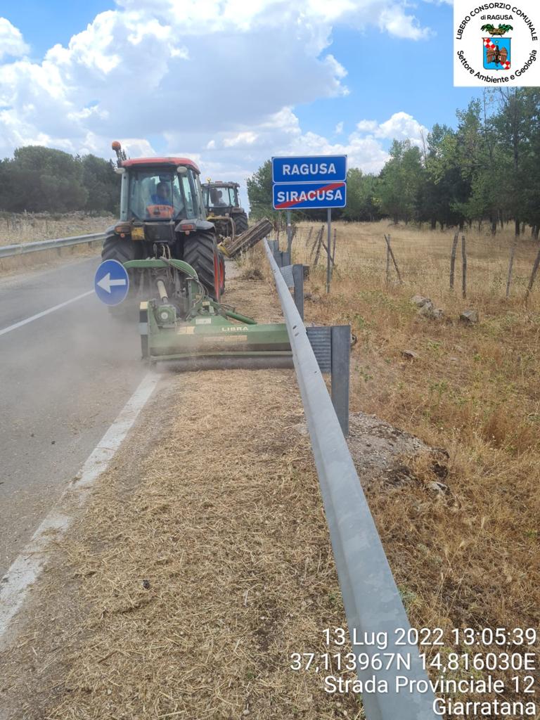 Ragusa: il Libero Consorzio ripulisce dalle erbacce 63 Km di strade