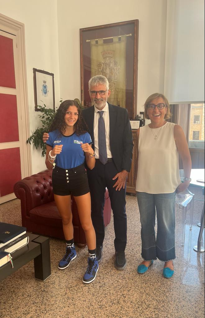 Pugilato: Graziella Schininà agli Europei di Montesilvano, ieri ricevuta dal sindaco Cassì