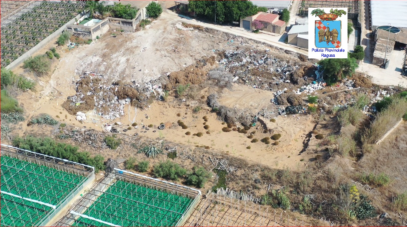Drone scopre tra le serre di contrada Randello discarica adibita a smaltimento rifiuti speciali