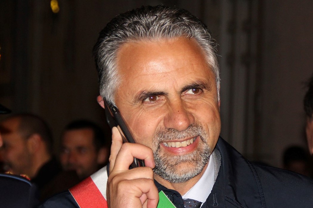 Modica: Chiarito il ‘mistero’ sul numero da cui  Ignazio Abbate invia i messaggi ai propri elettori