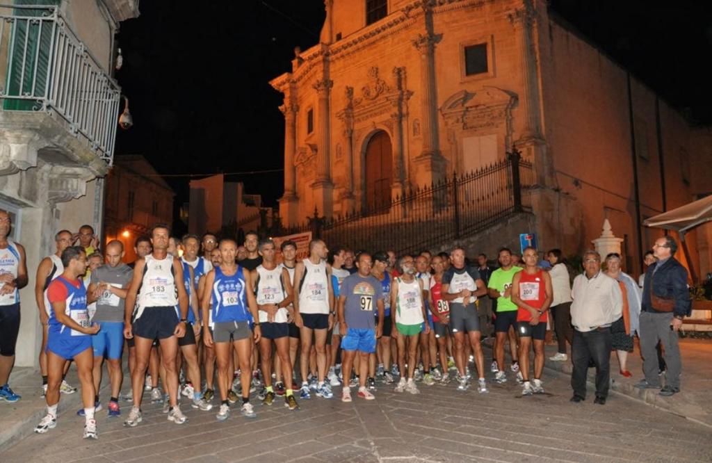 Ragusa Ibla: stasera si corre la “VivIbla”, la podistica in memoria di Ciccio Cafiso