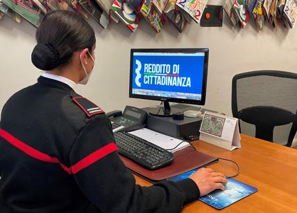 Percepivano il reddito di cittadinanza senza averne diritto, cinque persone scoperte dai Carabinieri