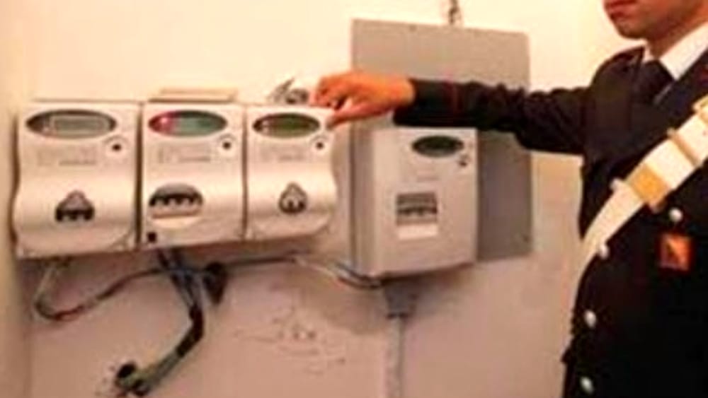 Scoglitti: spacciava eroina e rubava energia elettrica, in manette un quarantaseienne