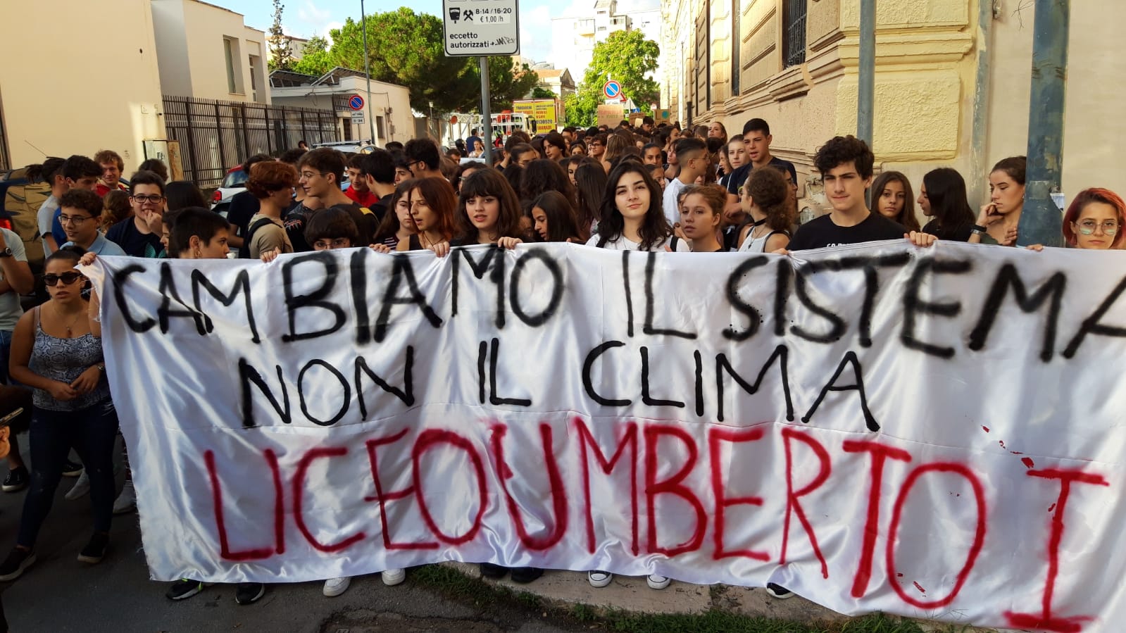 Studenti ragusani domani in piazza per difendere il nostro pianeta