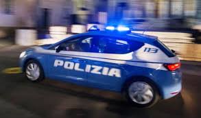 Ragusa, inseguimento rocambolesco: la polizia sventa rapina
