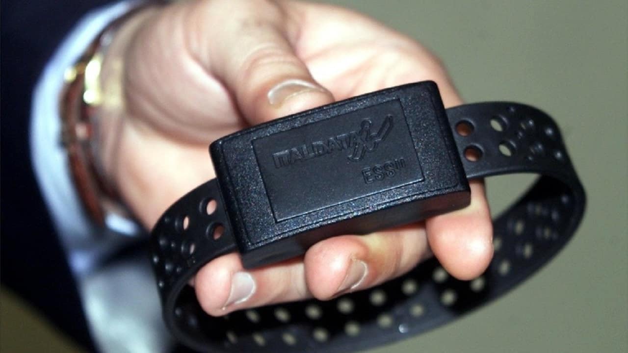 Ispica: era ai domiciliari e manometteva il braccialetto elettronico, i carabinieri arrestano un ventiquattrenne