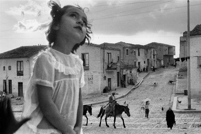 “Che ti portarono quest’anno i morti?” Se riuscissimo a tornare indietro…..