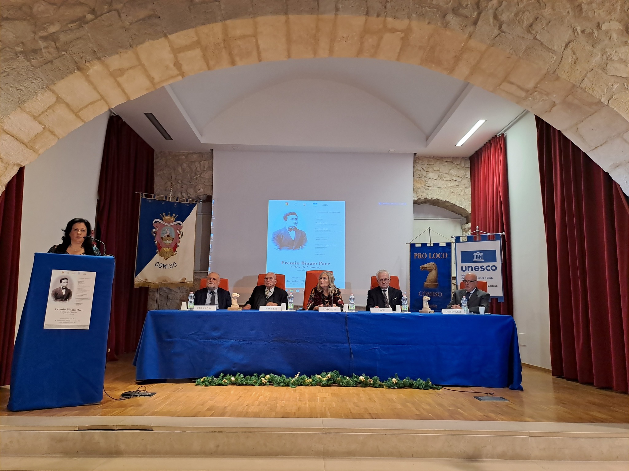 Comiso come catalizzatore di cultura: durante il premio Biagio Pace lanciata l’idea “antiquarium”