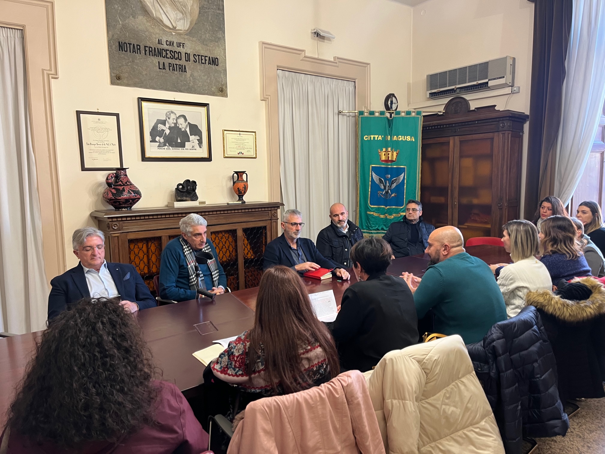 Riaprire Pediatria a Ragusa: il sindaco ha incontrato un comitato di cittadini