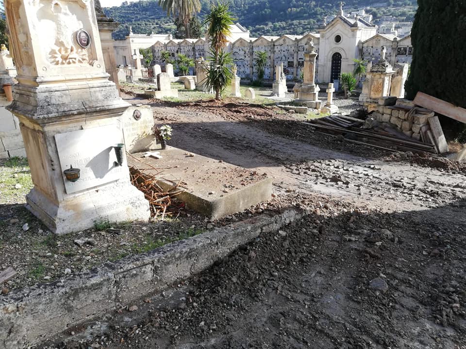 Indignazione per i lavori al cimitero di Scicli: dopo la denuncia di Mirabella il sindaco rassicura